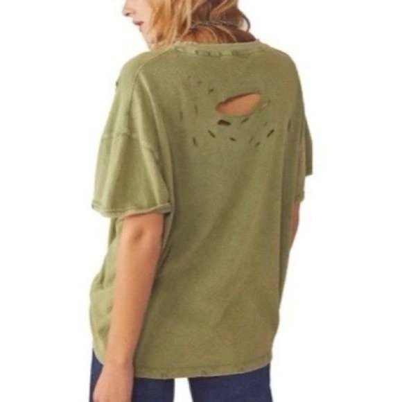 Free People Rubi Ripped Pocket T-Shirt in Bleached Military NWT - Picture 2 of 7